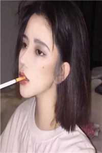 精品推介穿成女配后，一生薄情的王爷铁树开花了